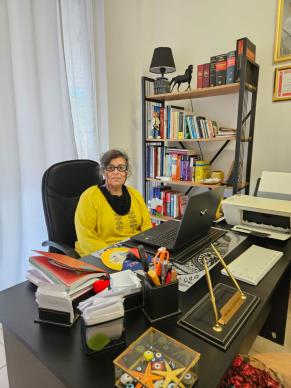 Dr Emel Buket Kunt
